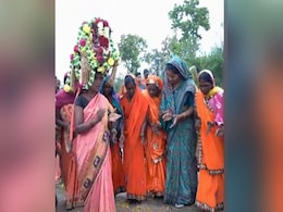 Loksabha Election : चुनाव प्रचार में वोटर्स के बीच मंत्री का अलग अंदाज, लोक नृत्य पर खूब थिरकीं लक्ष्मी, Watch Video Loksabha Election : चुनाव प्रचार में वोटर्स के बीच मंत्री का अलग अंदाज, लोक नृत्य पर खूब थिरकीं लक्ष्मी, Watch Video