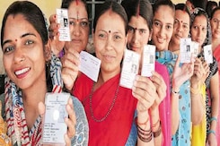 Lok Sabha Elections 2024 Phase 2 Live Updates: दूसरे चरण के लिए मतदान जारी, पोलिंग बूथ पर दिखी वोटर्स की भीड़ Lok Sabha Elections 2024 Phase 2 Live Updates: दूसरे चरण के लिए मतदान जारी, पोलिंग बूथ पर दिखी वोटर्स की भीड़