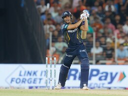 RR vs GT Result: रोमांचक मुकाबले में गुजरात ने राजस्थान को 3 विकेट से हराया, आखिरी ओवर में राशिद खान ने दिलाई जीत