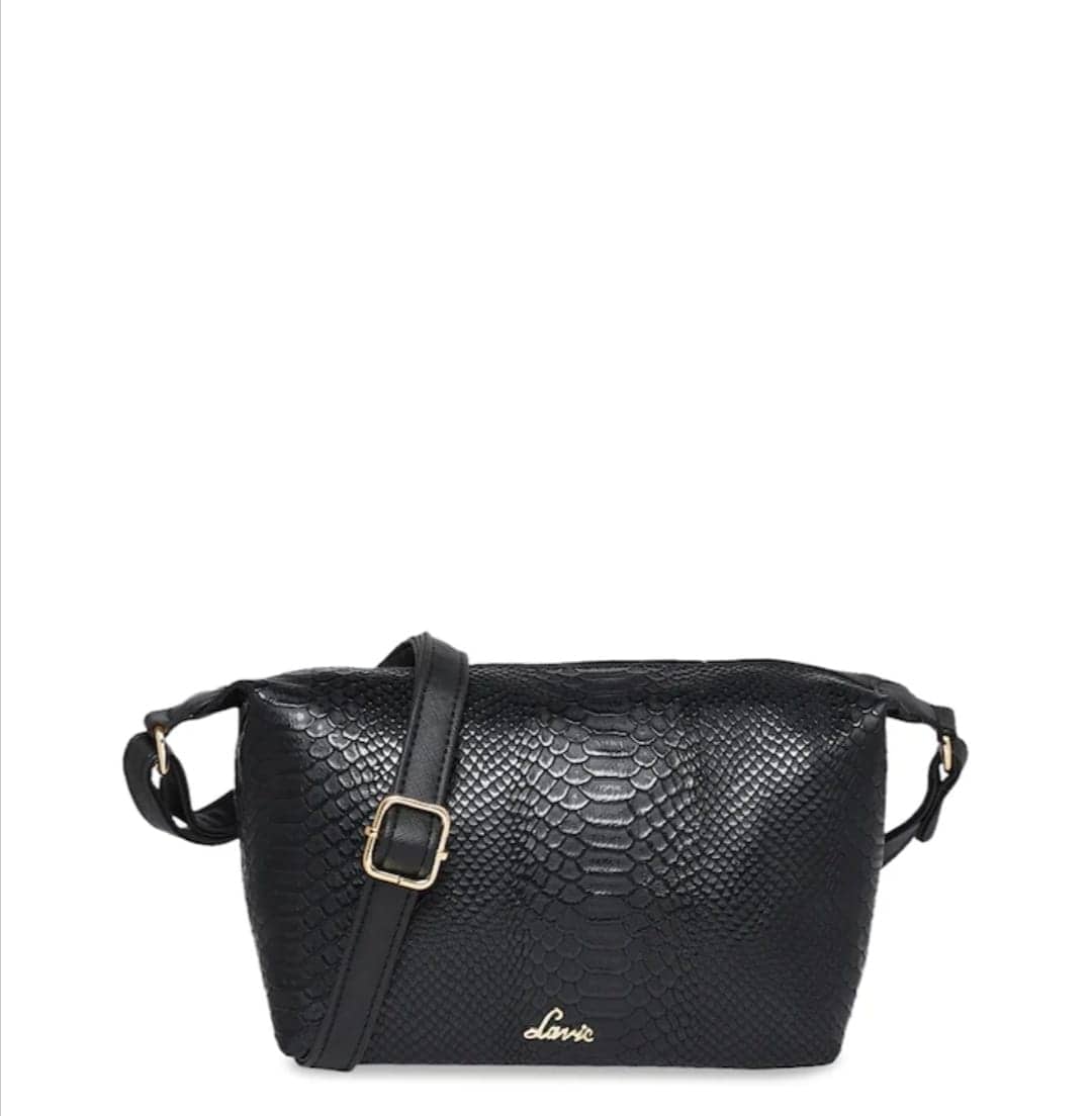 Best Deals On Branded Handbags, Wallets From Myntra