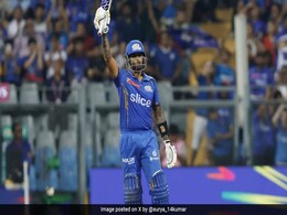 सूर्यकुमार यादव ने T20 में मचाया तहलका, एक साथ तोड़ा रोहित शर्मा और सुरेश रैना का रिकॉर्ड सूर्यकुमार यादव ने T20 में मचाया तहलका, एक साथ तोड़ा रोहित शर्मा और सुरेश रैना का रिकॉर्ड