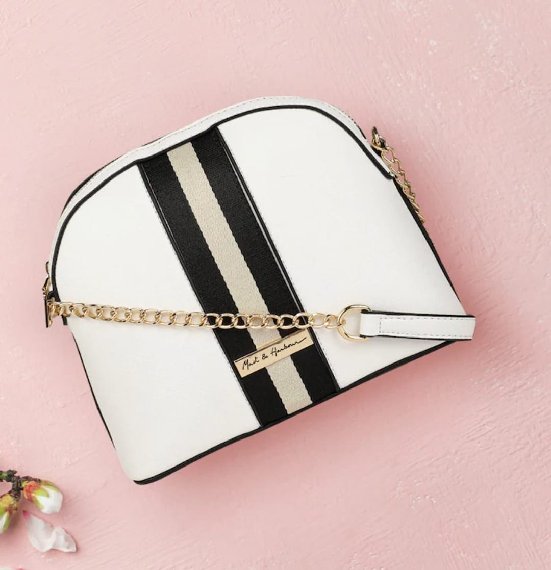 Best Deals On Branded Handbags, Wallets From Myntra