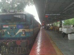 Indian Railways : यात्रीगण कृपया ध्यान दें ! 11 अप्रैल को छत्तीसगढ़ बिलासपुर की 8 ट्रेनें रद्द  Indian Railways : यात्रीगण कृपया ध्यान दें ! 11 अप्रैल को छत्तीसगढ़ बिलासपुर की 8 ट्रेनें रद्द
