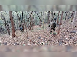 छत्तीसगढ़ के बीजापुर में सुरक्षाकर्मियों के साथ मुठभेड़ में एक नक्सली ढेर छत्तीसगढ़ के बीजापुर में सुरक्षाकर्मियों के साथ मुठभेड़ में एक नक्सली ढेर