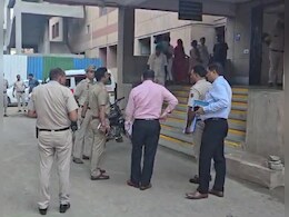 1 Killed, Another Injured In Firing At Busy Delhi Market 1 Killed, Another Injured In Firing At Busy Delhi Market