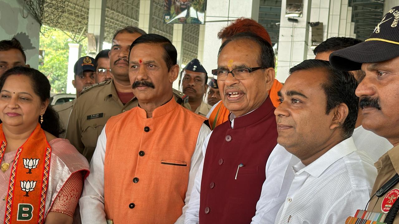 "Credibility In Serious Danger": Shivraj Chouhan On Kamal Nath