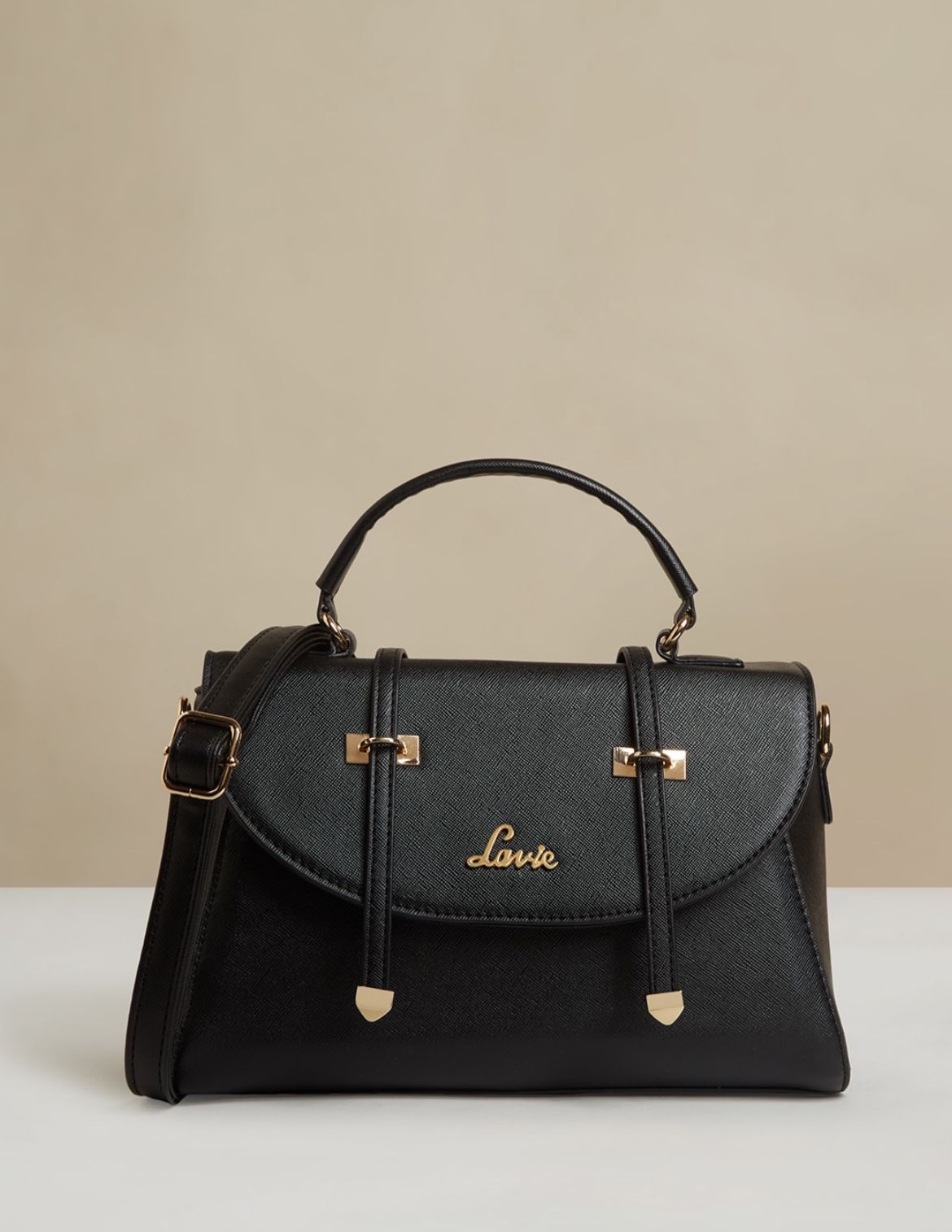 Best Deals On Womens Handbags From Myntra