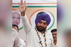 Delhi Congress के अध्यक्ष Arvinder Singh Lovely ने इस्तीफे के बाद खरगे को लिखी चिठ्ठी Delhi Congress के अध्यक्ष Arvinder Singh Lovely ने इस्तीफे के बाद खरगे को लिखी चिठ्ठी
