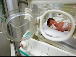 Baby Delivered From Dying Mother's Womb In War-Torn Gaza "Miracle" Baby Delivered From Dying Mother's Womb In War-Torn Gaza "Miracle"