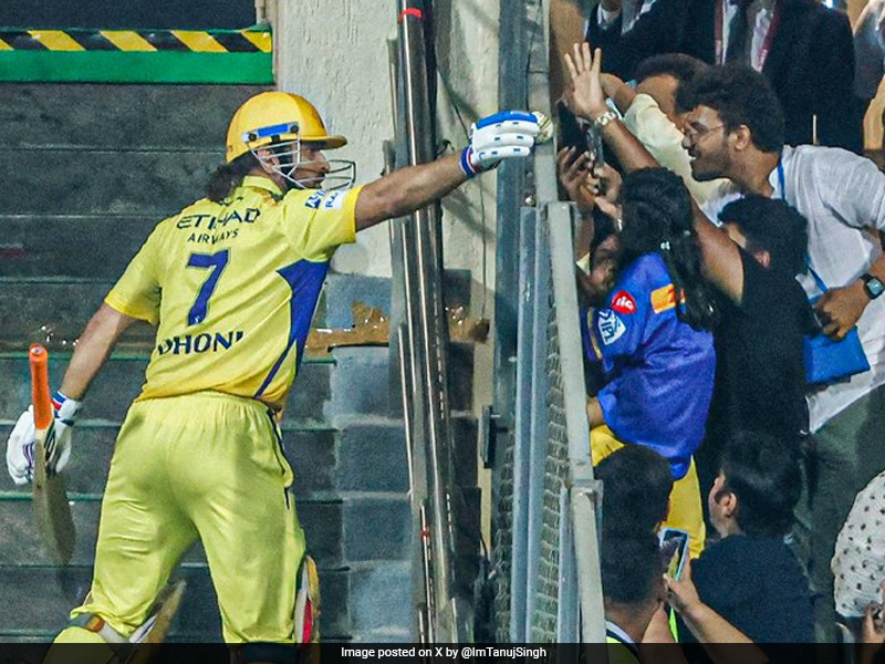 Watch: After Hitting Hat-Trick Of Sixes, MS Dhoni's Gesture For Fan Clean Bowls Internet