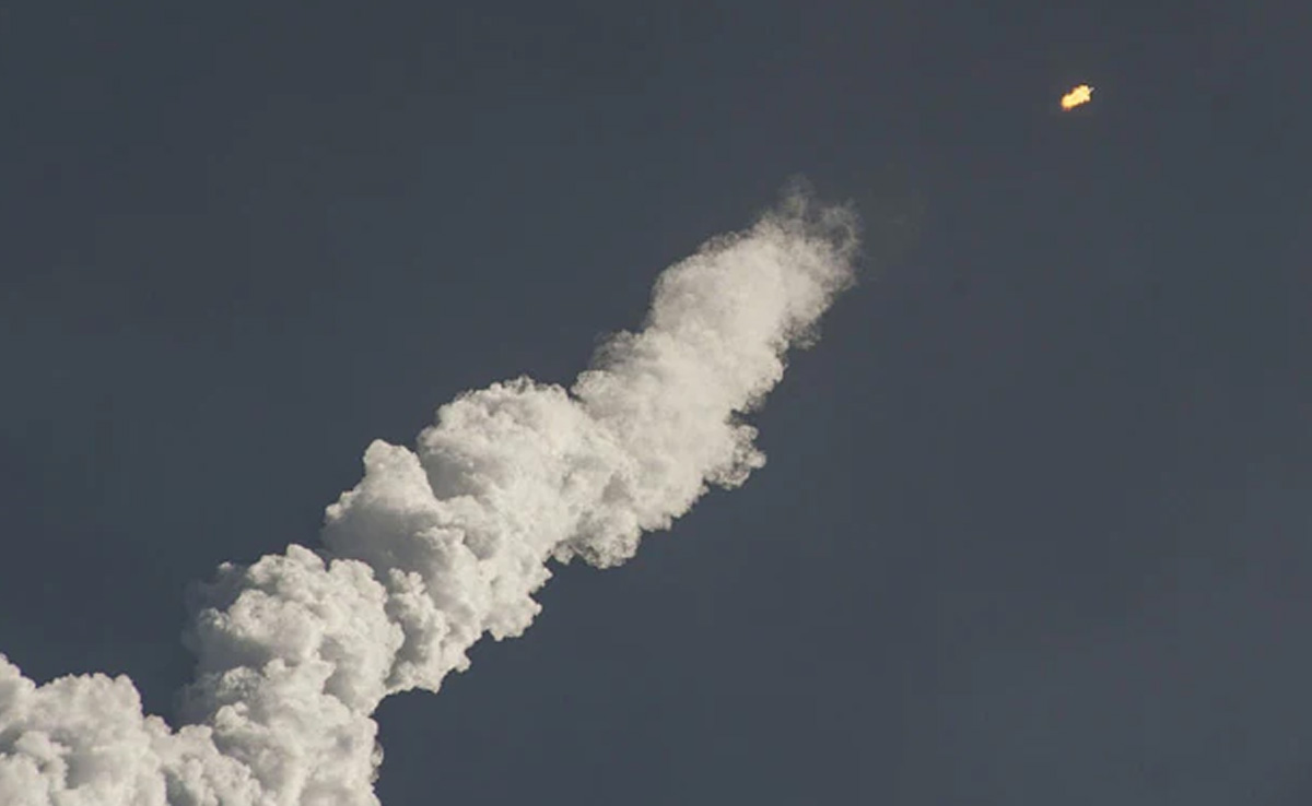 Israel vs Iran: ईरान ने इजरायल पर दागे दर्जनों मिसाइल और ड्रोन, बचाव में उतरा अमेरिका, ईरानी हमले को रास्ते में ही किया नाकाम