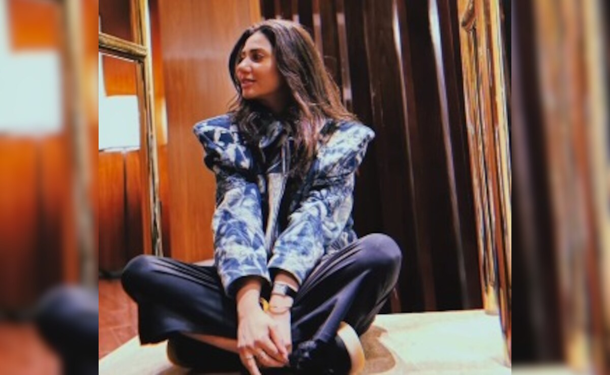 Pakistani Star Mahira Khan On The Arijit Singh Concert She Went Almost Unrecognized At: "Wasn't Meant To Be Here..."