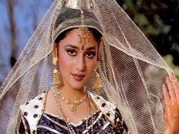 माधुरी दीक्षित के इन 10 ड्रेस को देख 'धक धक' नहीं करेगा दिल, पहनना तो दूर देखना भी नहीं करेंगे पसंद माधुरी दीक्षित के इन 10 ड्रेस को देख 'धक धक' नहीं करेगा दिल, पहनना तो दूर देखना भी नहीं करेंगे पसंद