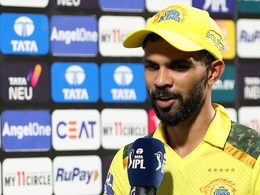 नव्या रेकॉर्डनंतर 'ती' गोष्ट आठवून ऋतुराज भावुक, धोनीबद्दल म्हणाला...