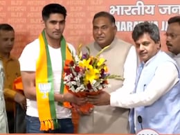 Boxer Vijender Singh Switches From Congress To BJP Boxer Vijender Singh Switches From Congress To BJP