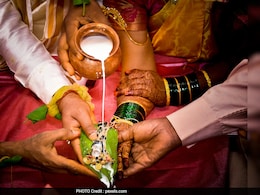 'हिंदू विवाह कॉन्ट्रैक्ट नहीं, जिसे सहमति से भंग किया जा सके'  इलाहाबाद HC ने ऐसा क्यों कहा? 'हिंदू विवाह कॉन्ट्रैक्ट नहीं, जिसे सहमति से भंग किया जा सके'  इलाहाबाद HC ने ऐसा क्यों कहा?