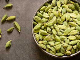 Cardamom Benefits: खुशबू से भरपूर छोटी इलाइची खाने से मिलते हैं ये फायदे, इसे जानकर आप भी हो जाएंगे कायल Cardamom Benefits: खुशबू से भरपूर छोटी इलाइची खाने से मिलते हैं ये फायदे, इसे जानकर आप भी हो जाएंगे कायल