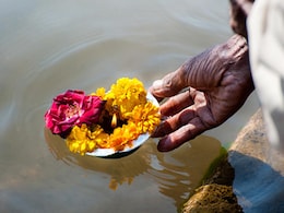 आज है आषाढ़ अमावस्या, जानिए तिथि, योग और सुख समृद्धि के लिए यह खास उपाय आज है आषाढ़ अमावस्या, जानिए तिथि, योग और सुख समृद्धि के लिए यह खास उपाय