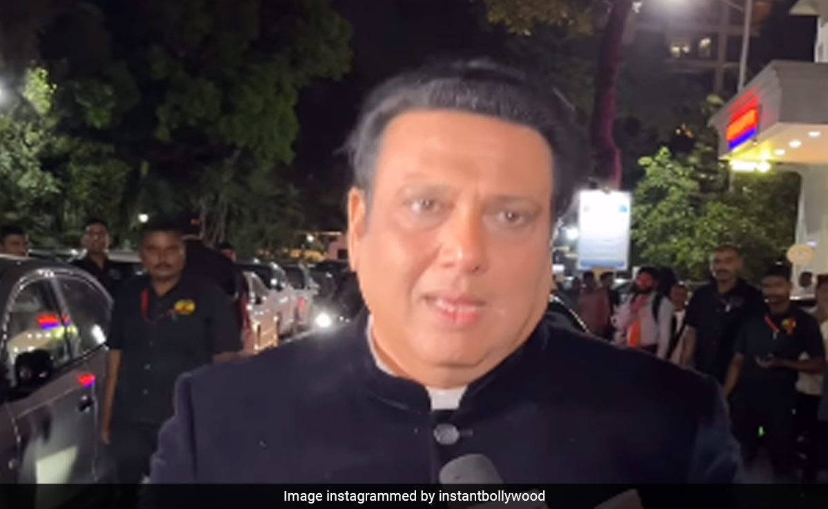 गोविंदा की भांजी आरती सिंह की शादी में सरप्राइज एंट्री, नए जोड़े को यूं दिया आशीर्वाद