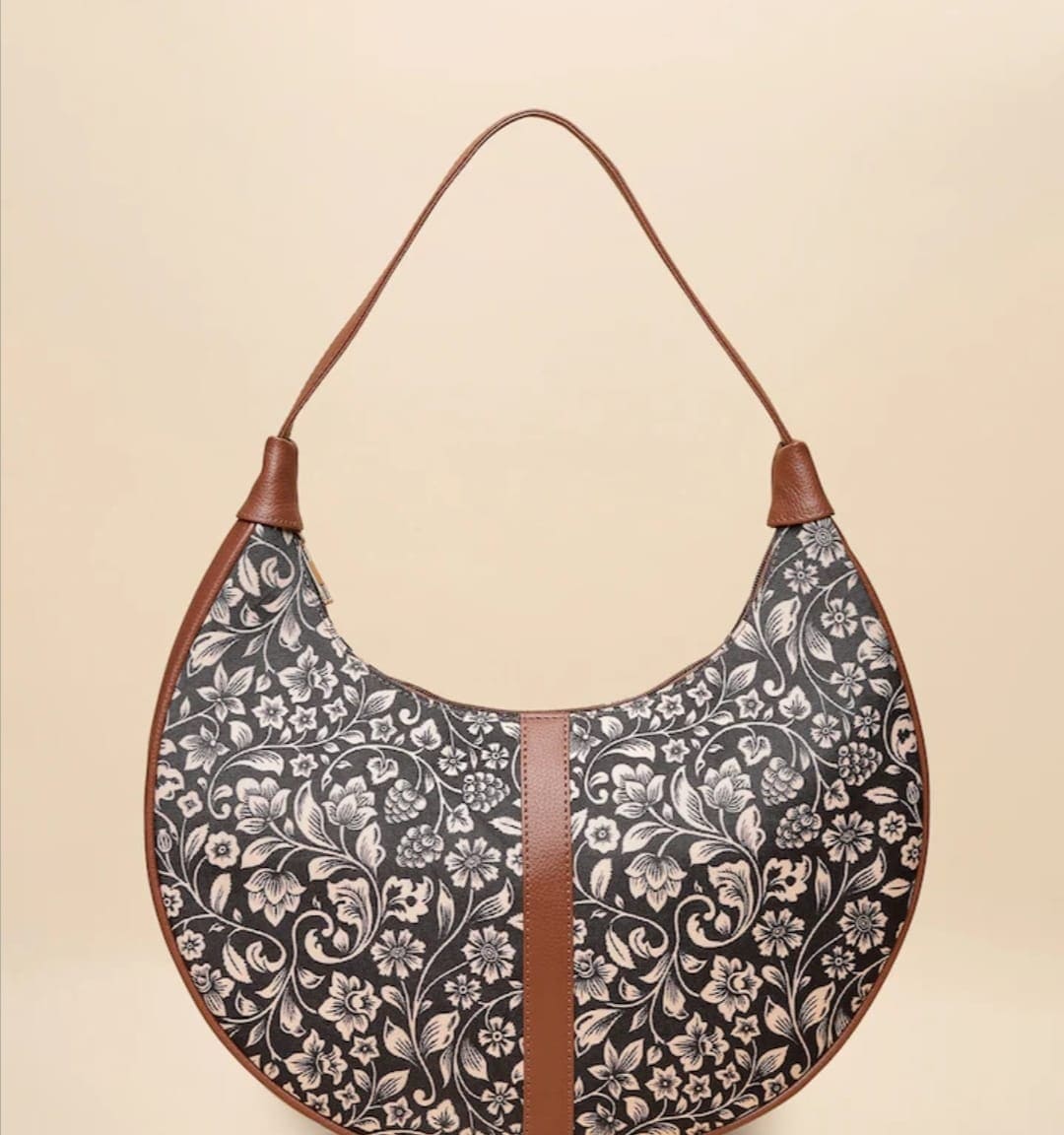 Best Deals On Branded Handbags, Wallets From Myntra
