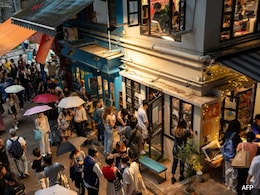 Hong Kong's Independent Bookshops To Close Amid National Security Crackdown