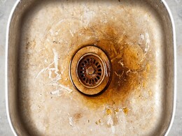 अदरक का 1 टुकड़ा गंदे बेसिन और फर्श को एक मिनट में कर देगा साफ, बस ऐसे करना है इस्तेमाल अदरक का 1 टुकड़ा गंदे बेसिन और फर्श को एक मिनट में कर देगा साफ, बस ऐसे करना है इस्तेमाल