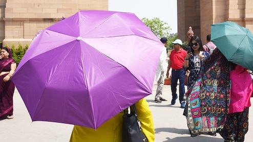 Delhi Records Above-Normal Night Temperature, Rain Alert issued