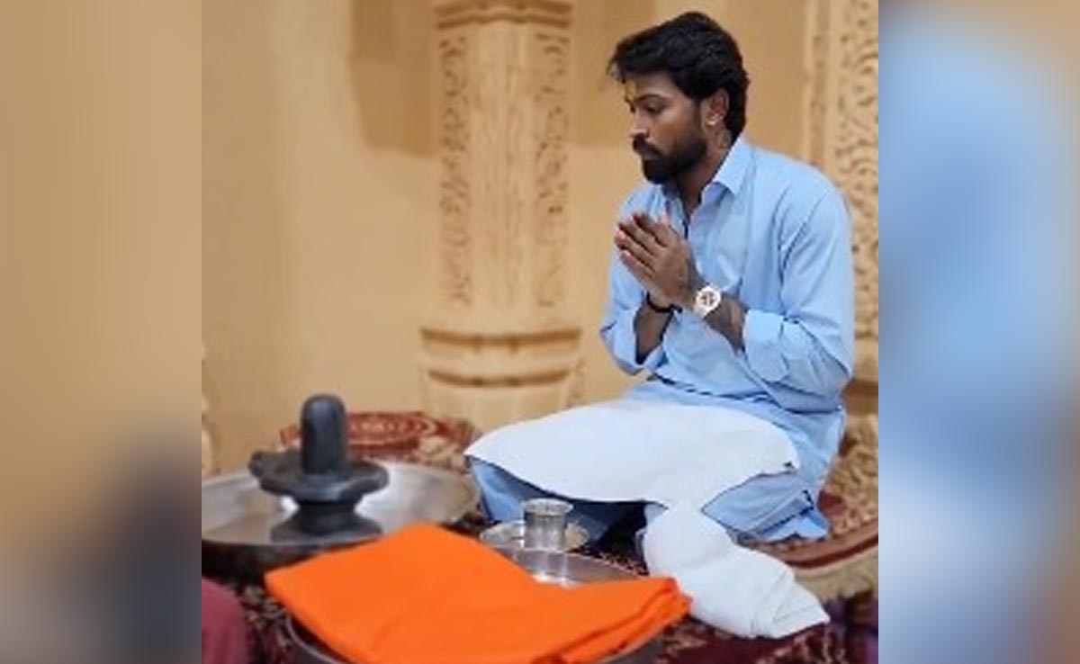 IPL Match: हार्दिक पांड्या पहुंचे सोमनाथ बाबा के मंदिर, क्या अब बदलेगी मुंबई इंडियंस की किस्मत?