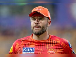IPL 2025: 'वह बाकी बॉलरों के लिए उदाहरण...', हैदराबाद कोच विटोरी इस बॉलर को सराहा, आईपीएल में कर रहा कमाल IPL 2025: 'वह बाकी बॉलरों के लिए उदाहरण...', हैदराबाद कोच विटोरी इस बॉलर को सराहा, आईपीएल में कर रहा कमाल