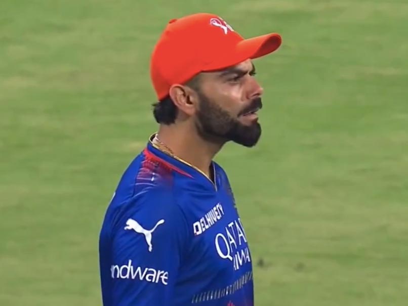 Virat Kohli: आरसीबी गेंदबाजों की ऐसी धुनाई देख खुद को काबू में नहीं रख पाए किंग कोहली, ऐसे किया रिएक्ट