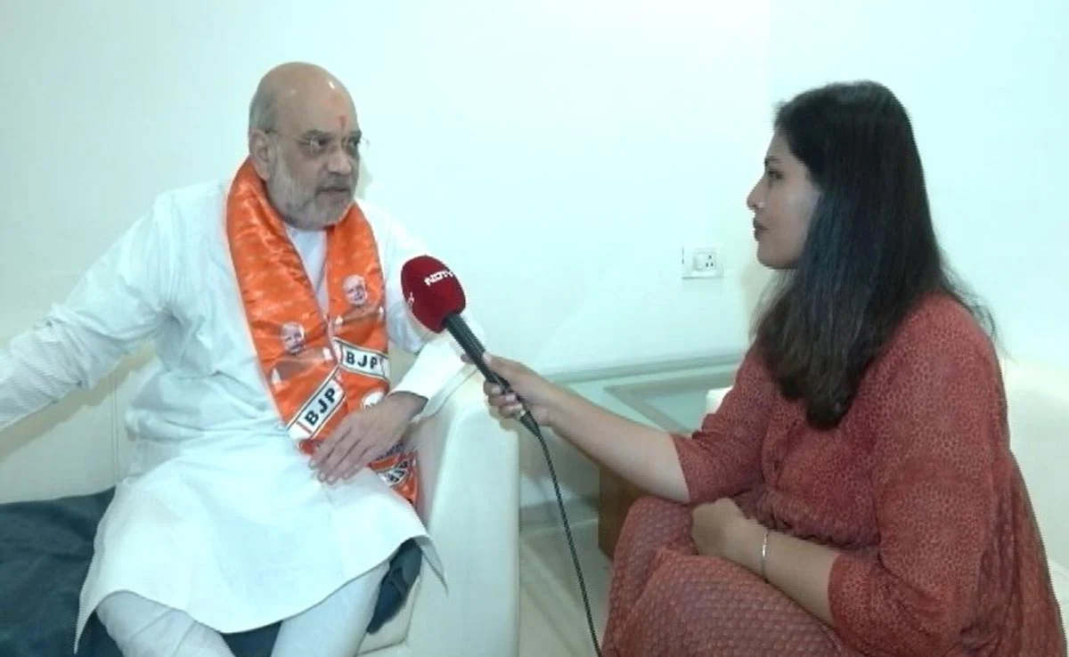 विपक्ष के आरोपों पर NDTV से बोले अमित शाह- संविधान बदलना होता तो 2014 में भी पूर्ण बहुमत था हमारे पास