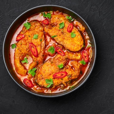 What Bengal Eats When It Rains: 7 Seasonal Favourites You Must Try