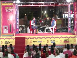 परिवार को बढ़ाने में लालू जी ने नंबर एक बैटिंग कर दी : NDTV Election Carnival में रविशंकर प्रसाद परिवार को बढ़ाने में लालू जी ने नंबर एक बैटिंग कर दी : NDTV Election Carnival में रविशंकर प्रसाद