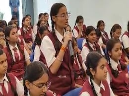 Ujjain News: बदमाशों-मनचलों की अब खैर नहीं! SP ने छात्राओं से फीडबैक लेकर शुरू किया ये अभियान Ujjain News: बदमाशों-मनचलों की अब खैर नहीं! SP ने छात्राओं से फीडबैक लेकर शुरू किया ये अभियान