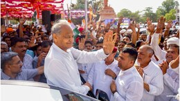 Rajasthan Politics: चुनाव प्रचार के आखिरी दिन बेटे वैभव के लिए रोड शो करेंगे अशोक गहलोत, कांग्रेस के 1 दर्जन नेता होंगे शामिल