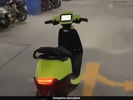 OLA की Self-Driving Electric Scooter, बिना ड्राइवर चलेगी ये गाड़ी, भाविश अग्रवाल ने शेयर किया भविष्य का नज़ारा OLA की Self-Driving Electric Scooter, बिना ड्राइवर चलेगी ये गाड़ी, भाविश अग्रवाल ने शेयर किया भविष्य का नज़ारा
