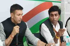 अलीराजपुर : दुष्कर्म पीड़िता की पहचान उजागर करने पर पटवारी-भूरिया पर केस दर्ज अलीराजपुर : दुष्कर्म पीड़िता की पहचान उजागर करने पर पटवारी-भूरिया पर केस दर्ज