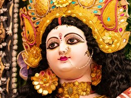 Navratri 2024 : पत्नी को ये 4 जरूरी बातें जरूर सीखनी चाहिए देवी दुर्गा से