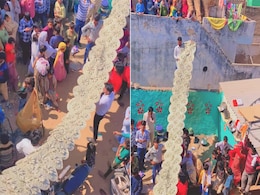 सीढ़ी लगाकर दूल्हे को छत पर चढ़ाया, फिर पहना दी लाखों की नोटों की माला सीढ़ी लगाकर दूल्हे को छत पर चढ़ाया, फिर पहना दी लाखों की नोटों की माला