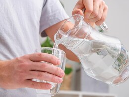 Can Dehydration Make You Gain Weight? Here's The Link