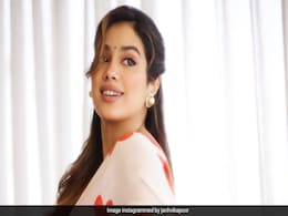 जान्हवी कपूर का डेब्यू से पहले का वीडियो वायरल, श्रीदेवी के साथ खड़े होकर जब हिंदी में बात नहीं कर पाई थीं एक्ट्रेस जान्हवी कपूर का डेब्यू से पहले का वीडियो वायरल, श्रीदेवी के साथ खड़े होकर जब हिंदी में बात नहीं कर पाई थीं एक्ट्रेस