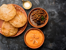 From Luchi To Bedmi: How Different Indian Regions Give Poori Their Own Flavour From Luchi To Bedmi: How Different Indian Regions Give Poori Their Own Flavour
