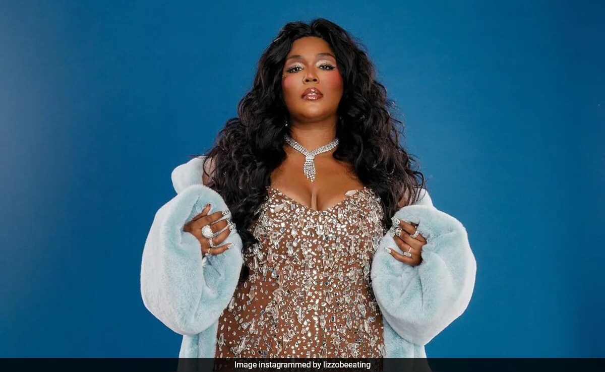 Lizzo Clarifies She Is Not "Quitting" Music: "In No Way Shape Or Form..."