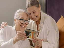 वैज्ञानिकों के अनुसार 100 साल तक भी जी सकते हैं आप, बस इन 5 बातों की बांध लें गांठ वैज्ञानिकों के अनुसार 100 साल तक भी जी सकते हैं आप, बस इन 5 बातों की बांध लें गांठ