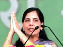 वो लोग CM केजरीवाल की हत्या करवाना चाहते हैं : रांची में INDIA  की रैली में सुनीता केजरीवाल ने लगाया आरोप वो लोग CM केजरीवाल की हत्या करवाना चाहते हैं : रांची में INDIA  की रैली में सुनीता केजरीवाल ने लगाया आरोप