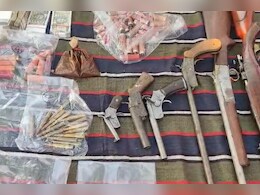 राजस्थान के हनुमानगढ़ में पकड़ा गया हिस्ट्रीशीटर, पुलिस ने बरामद किया हथियारों का जखीरा राजस्थान के हनुमानगढ़ में पकड़ा गया हिस्ट्रीशीटर, पुलिस ने बरामद किया हथियारों का जखीरा