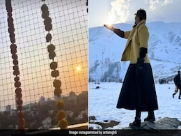 दुल्हन की तरह सजा बिग बॉस 13 की इस कंटेस्टेंट का घर, फैन्स ने पूछा- शहनाज गिल को बुलाओगी? दुल्हन की तरह सजा बिग बॉस 13 की इस कंटेस्टेंट का घर, फैन्स ने पूछा- शहनाज गिल को बुलाओगी?