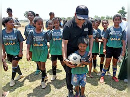 Sachin Tendulkar Arrives In Ranchi To Encourage Young Women Football Players