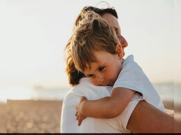 Science Says Hugs Help Fight Pain, Anxiety, And Depression Science Says Hugs Help Fight Pain, Anxiety, And Depression