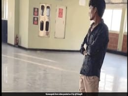 Bengaluru Man Not Allowed On Metro Over Clothes: "When Did Namma Metro..." Bengaluru Man Not Allowed On Metro Over Clothes: "When Did Namma Metro..."